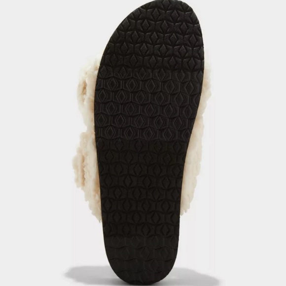 AUDEN - Picture 4 of 5